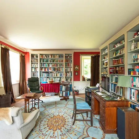 The Coach House At Ballinderry Park