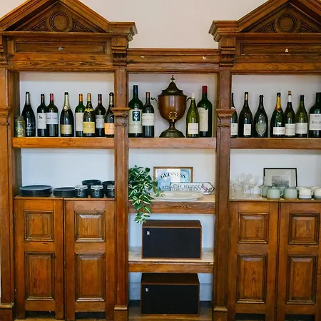 The Coach House At Ballinderry Park