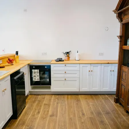 Pensión The Coach House At Ballinderry Park *