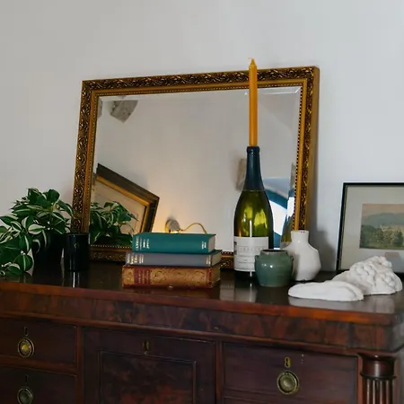 The Coach House At Ballinderry Park *